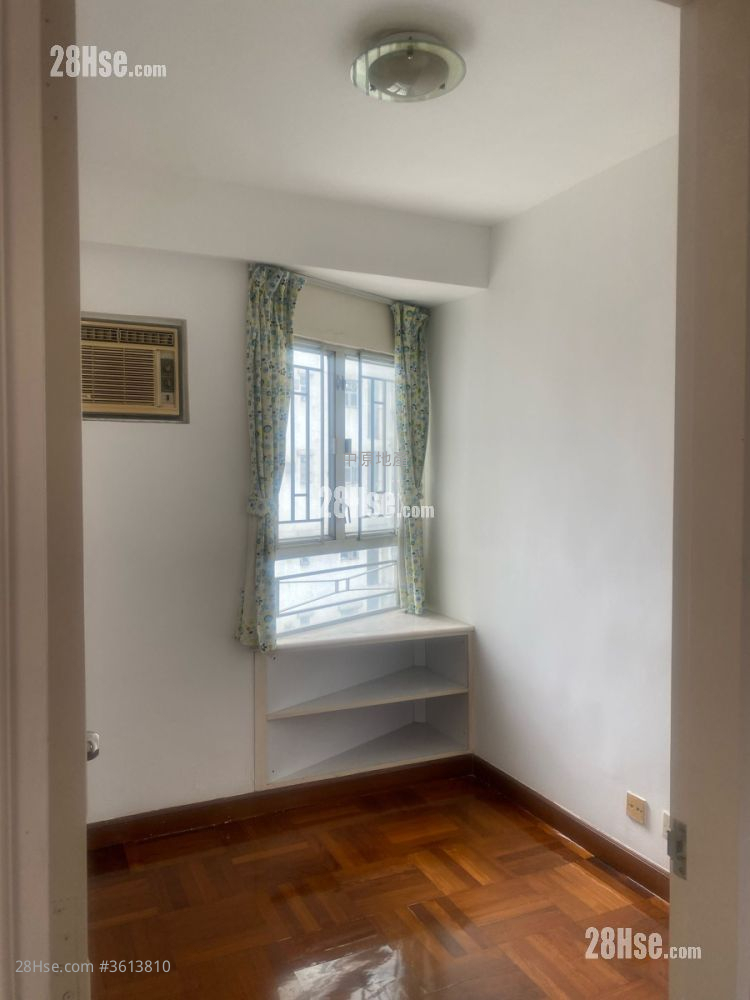 Rhine Garden Sell 3 Bedrooms , 2 Bathrooms 681 ft² Rhine Garden Sell 3 Bedrooms , 2 Bathrooms 681 ft²