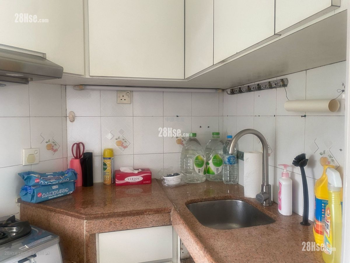 Rhine Garden Sell 3 Bedrooms , 2 Bathrooms 681 ft² Rhine Garden Sell 3 Bedrooms , 2 Bathrooms 681 ft²