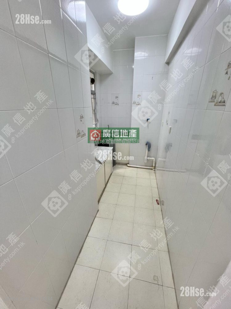 Tak Bo Building Rental 2 Bedrooms , 1 Bathroom 448 ft² Tak Bo Building Rental 2 Bedrooms , 1 Bathroom 448 ft²