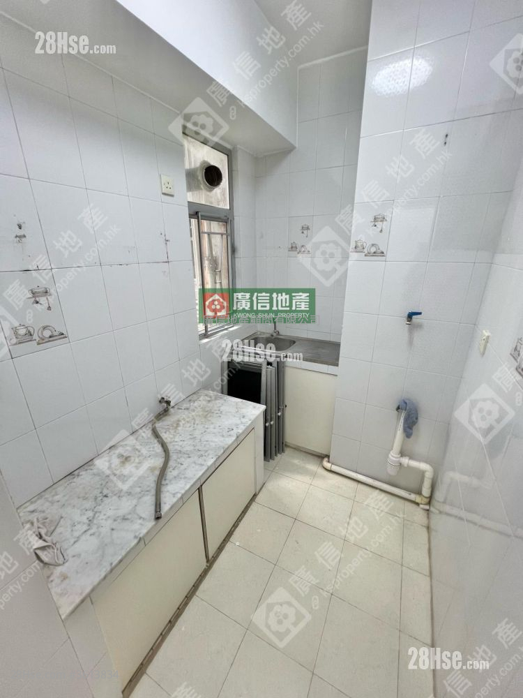 Tak Bo Building Rental 2 Bedrooms , 1 Bathroom 448 ft² Tak Bo Building Rental 2 Bedrooms , 1 Bathroom 448 ft²