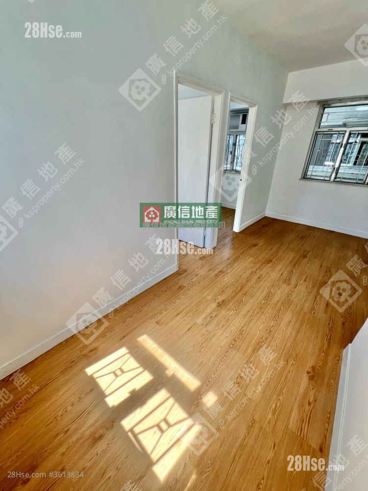 Tak Bo Building Rental 2 Bedrooms , 1 Bathroom 448 ft² Tak Bo Building Rental 2 Bedrooms , 1 Bathroom 448 ft²
