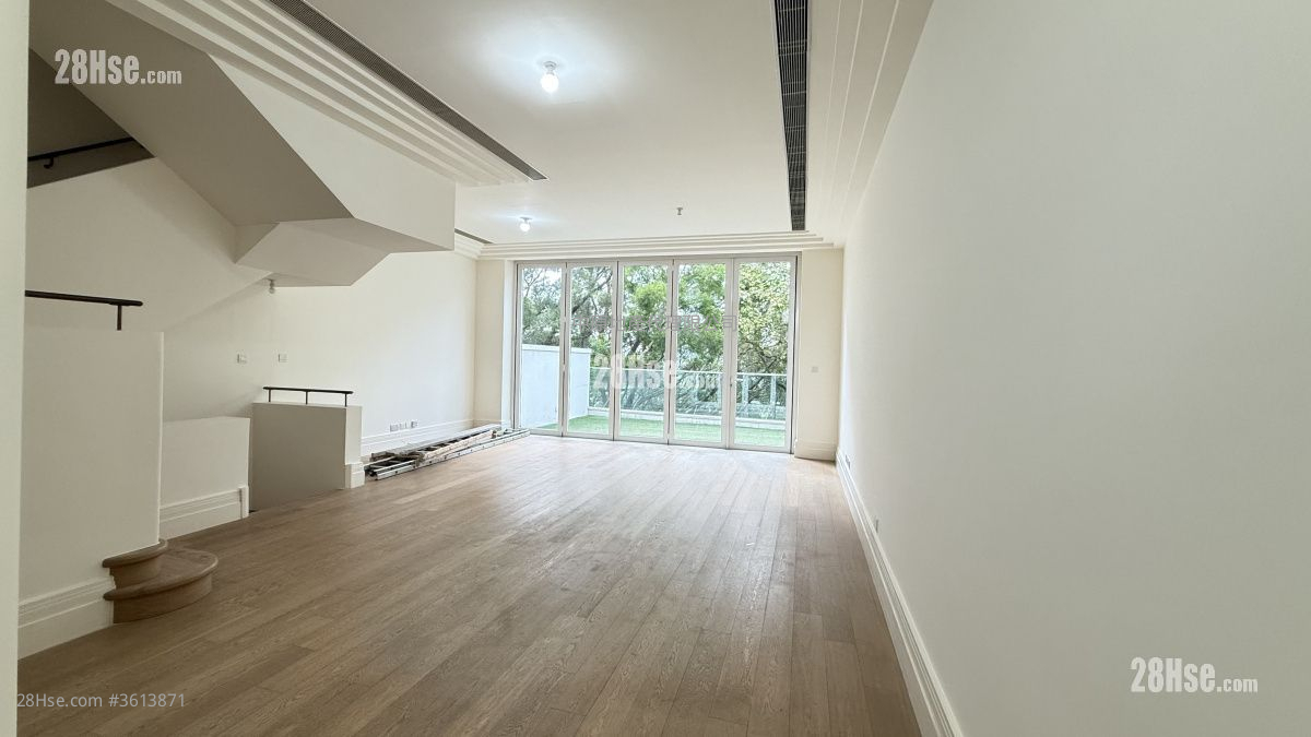 Le Cap Sell 4 Bedrooms , 3 Bathrooms 2,085 ft² Le Cap Sell 4 Bedrooms , 3 Bathrooms 2,085 ft²