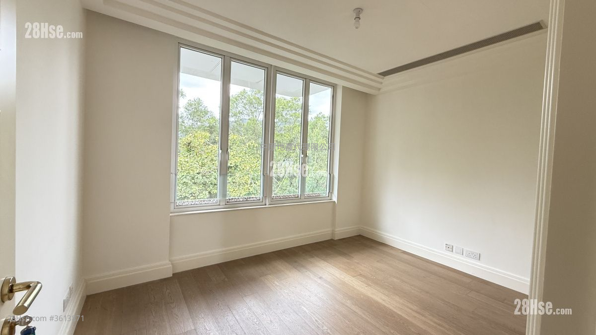 Le Cap Sell 4 Bedrooms , 3 Bathrooms 2,085 ft² Le Cap Sell 4 Bedrooms , 3 Bathrooms 2,085 ft²