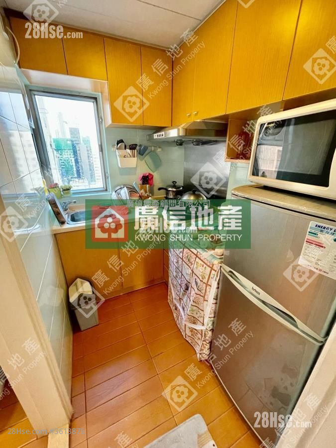 Shun On Building Sell 2 Bedrooms , 1 Bathroom 320 ft² Shun On Building Sell 2 Bedrooms , 1 Bathroom 320 ft²