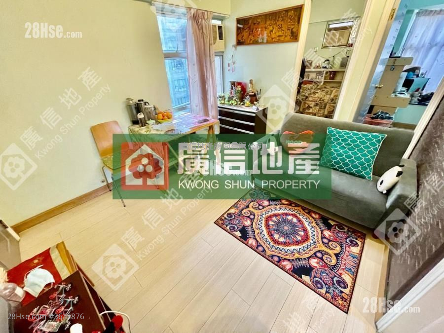 Shun On Building Sell 2 Bedrooms , 1 Bathroom 320 ft² Shun On Building Sell 2 Bedrooms , 1 Bathroom 320 ft²