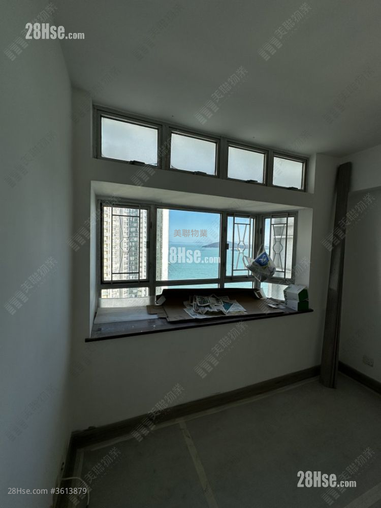 South Horizons Rental 3 Bedrooms , 2 Bathrooms 639 ft² South Horizons Rental 3 Bedrooms , 2 Bathrooms 639 ft²