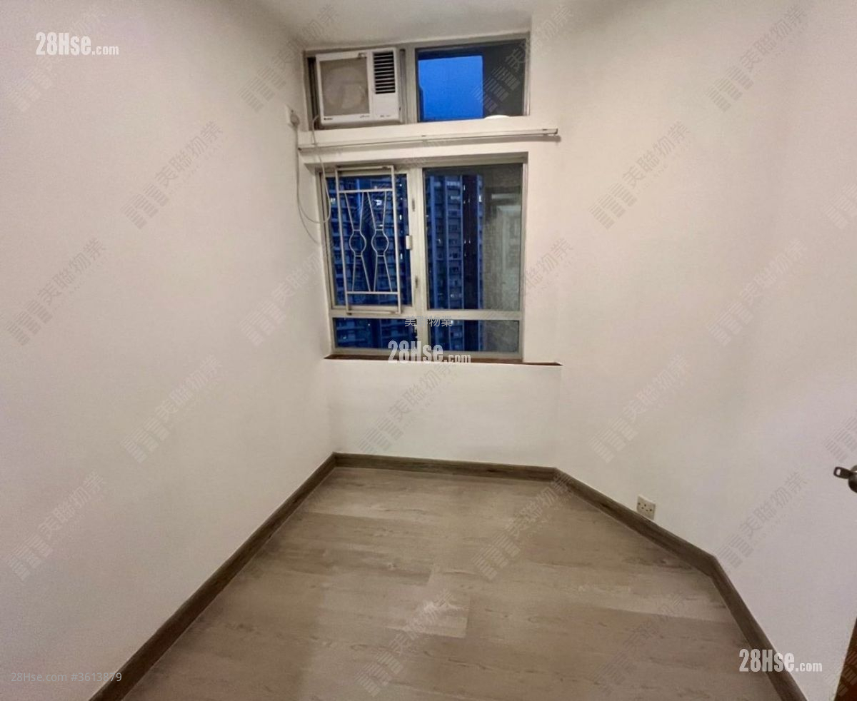 South Horizons Rental 3 Bedrooms , 2 Bathrooms 639 ft² South Horizons Rental 3 Bedrooms , 2 Bathrooms 639 ft²