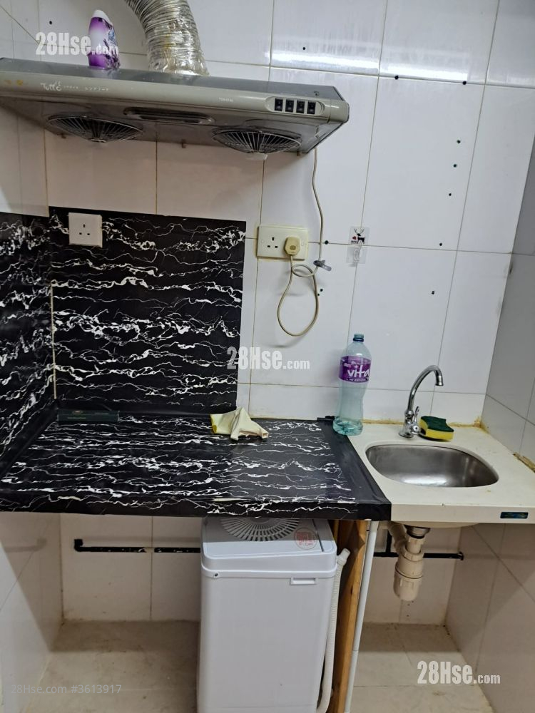 68, Un Chau St. Rental 1 Bedroom 160 ft² 68, Un Chau St. Rental 1 Bedroom 160 ft²