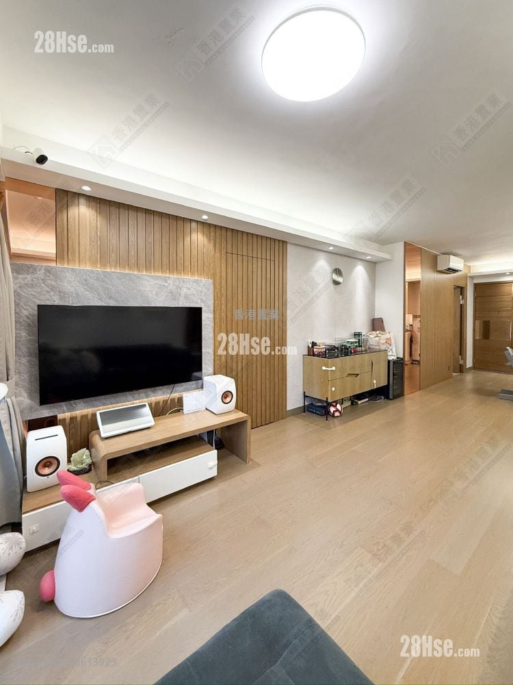 Dynasty Heights Rental 3 Bedrooms , 2 Bathrooms 955 ft² Dynasty Heights Rental 3 Bedrooms , 2 Bathrooms 955 ft²