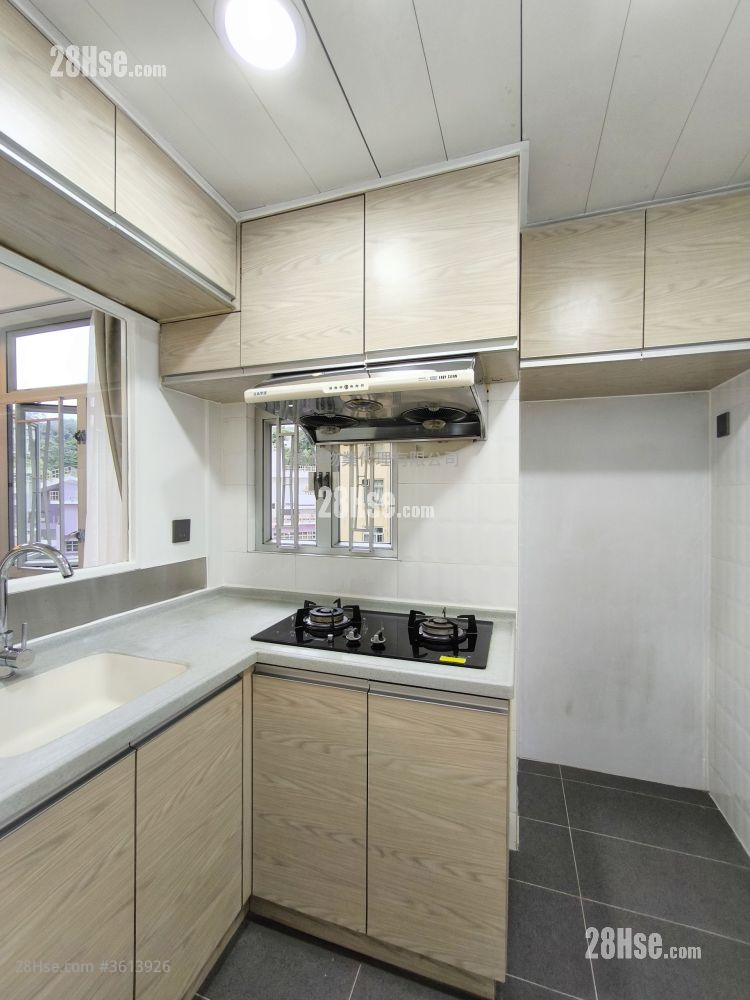 Mei Foo Sun Chuen Sell 3 Bedrooms , 2 Bathrooms 554 ft² Mei Foo Sun Chuen Sell 3 Bedrooms , 2 Bathrooms 554 ft²