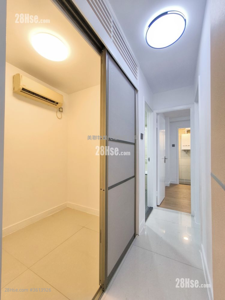 Mei Foo Sun Chuen Sell 3 Bedrooms , 2 Bathrooms 554 ft² Mei Foo Sun Chuen Sell 3 Bedrooms , 2 Bathrooms 554 ft²