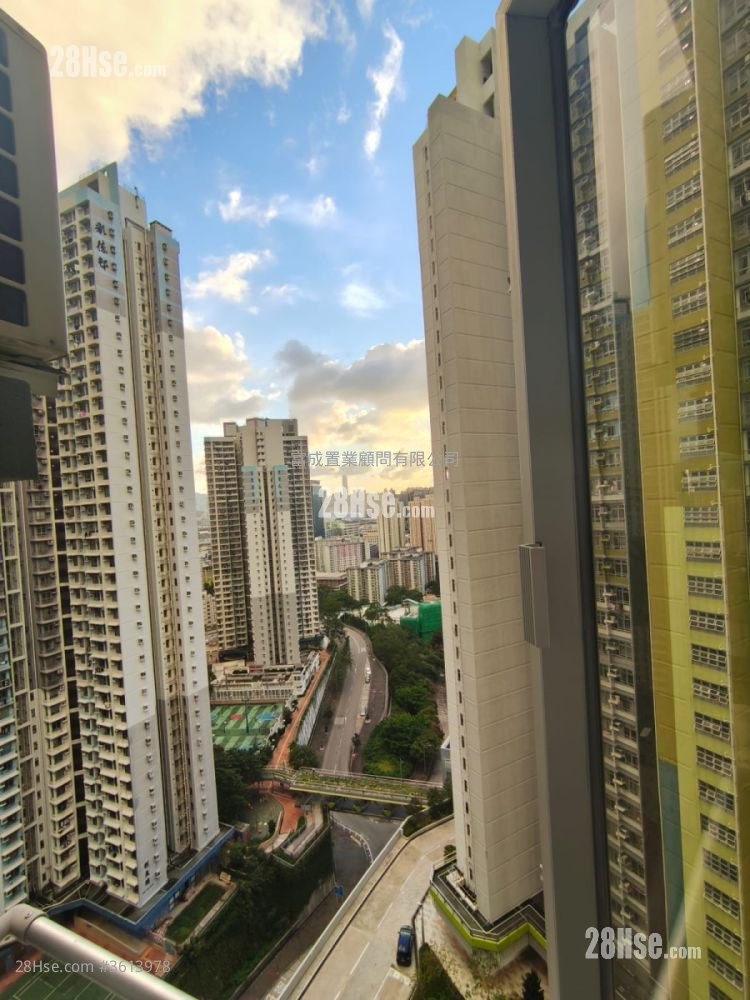 Choi Hing Court Sell 2 Bedrooms , 1 Bathroom 378 ft² Choi Hing Court Sell 2 Bedrooms , 1 Bathroom 378 ft²
