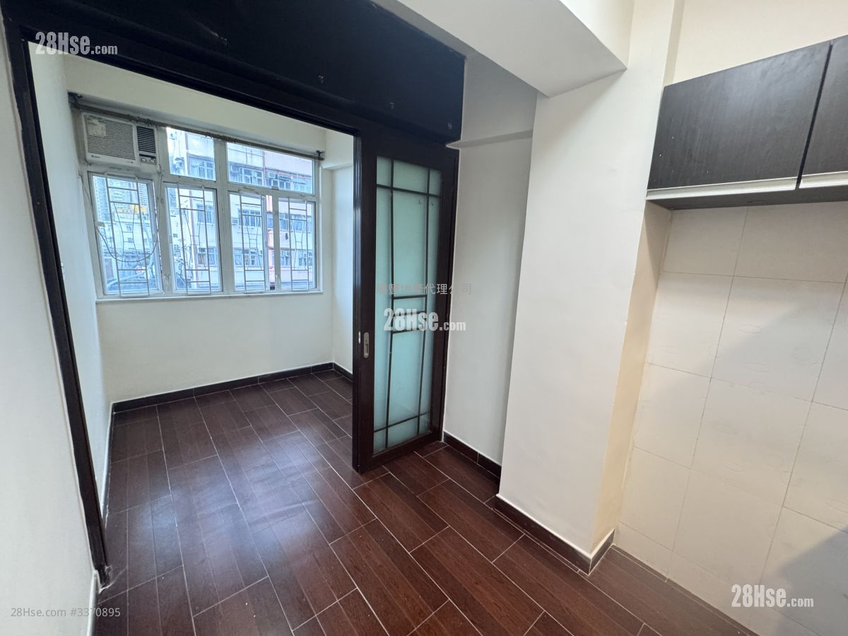 協群樓 租盤 1 房 , 1 浴室 150 平方呎