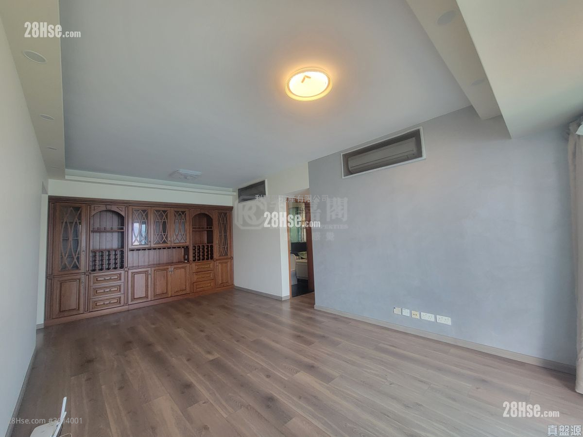 The Harbourside Rental 3 Bedrooms , 2 Bathrooms 1,068 ft² The Harbourside Rental 3 Bedrooms , 2 Bathrooms 1,068 ft²