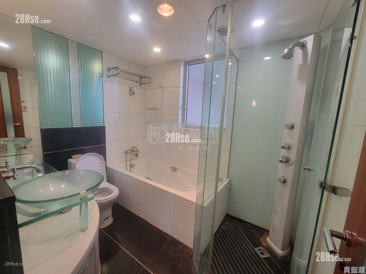 The Harbourside Rental 3 Bedrooms , 2 Bathrooms 1,068 ft² The Harbourside Rental 3 Bedrooms , 2 Bathrooms 1,068 ft²