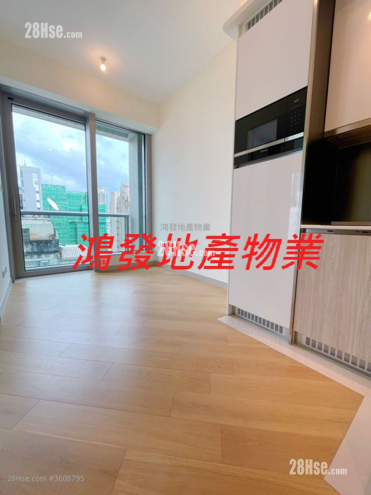 One Soho Rental 2 Bedrooms , 1 Bathroom 374 ft²