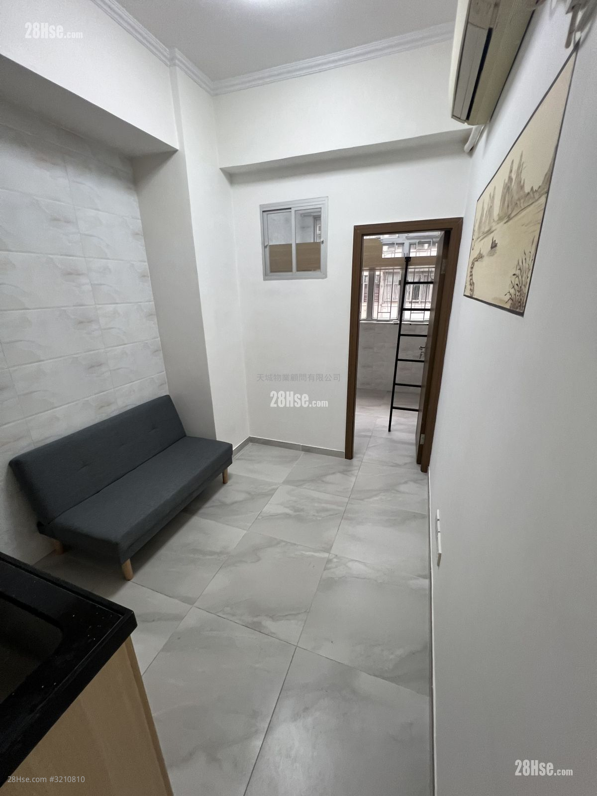 Tai On Building Rental Studio , 1 Bathroom 230 ft²