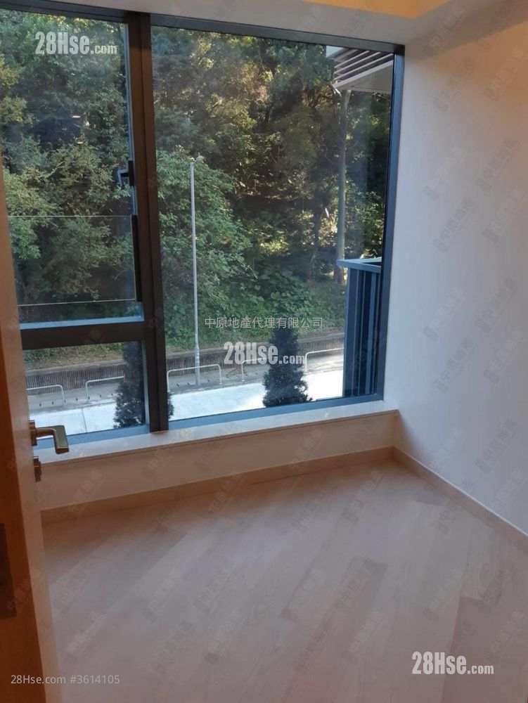 The Regent Sell 2 Bedrooms 527 ft² The Regent Sell 2 Bedrooms 527 ft²