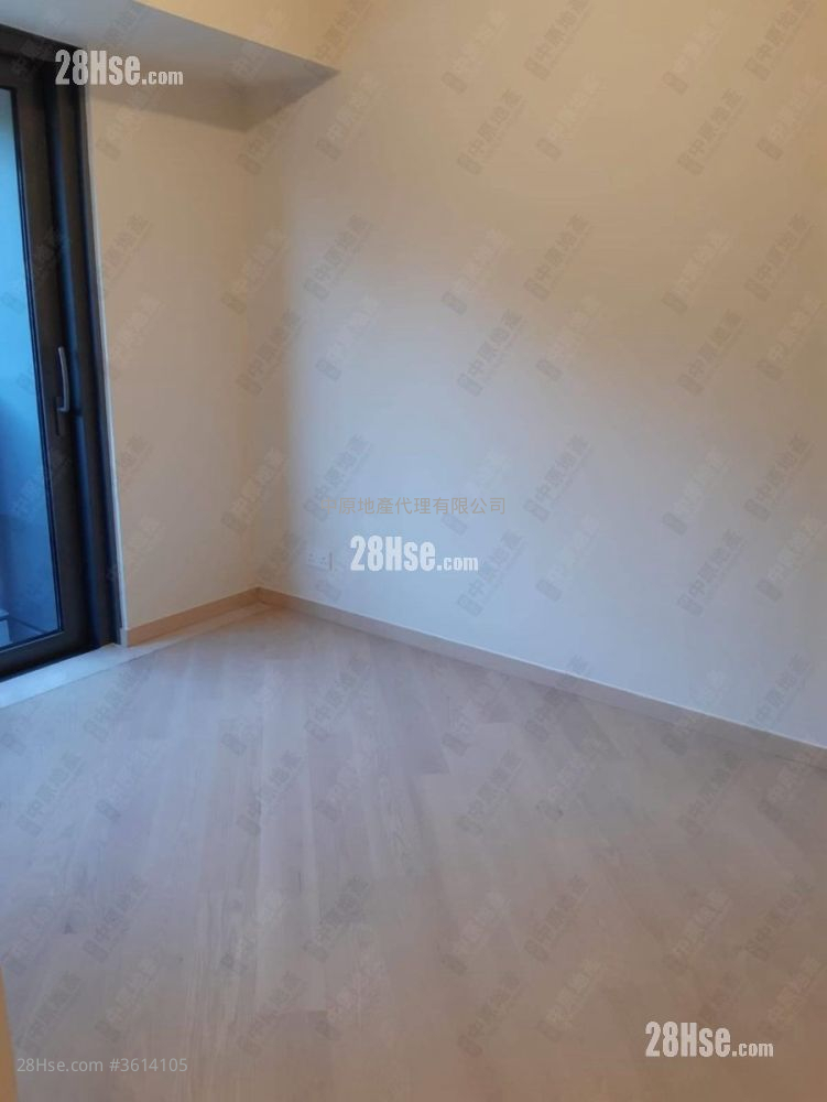 The Regent Sell 2 Bedrooms 527 ft² The Regent Sell 2 Bedrooms 527 ft²