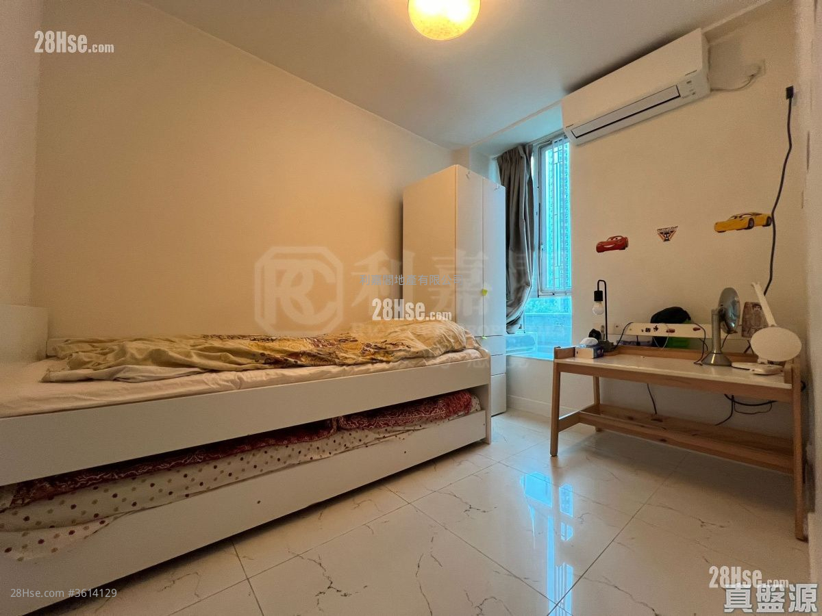 Taikoo Shing Sell 3 Bedrooms , 2 Bathrooms 897 ft² Taikoo Shing Sell 3 Bedrooms , 2 Bathrooms 897 ft²