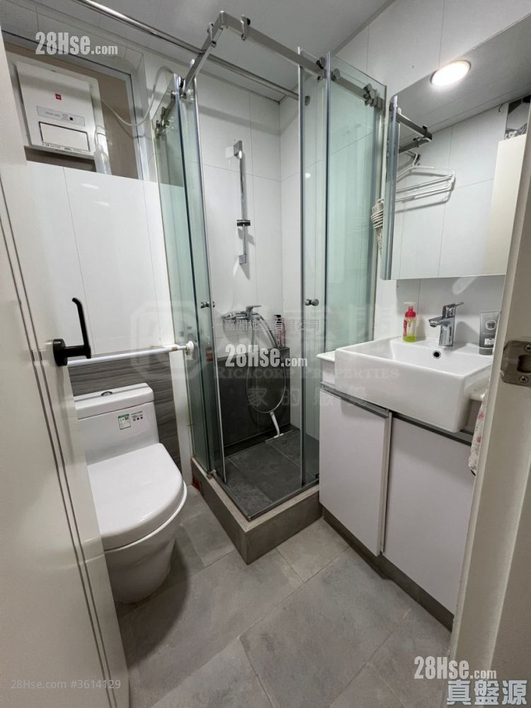 Taikoo Shing Sell 3 Bedrooms , 2 Bathrooms 897 ft² Taikoo Shing Sell 3 Bedrooms , 2 Bathrooms 897 ft²