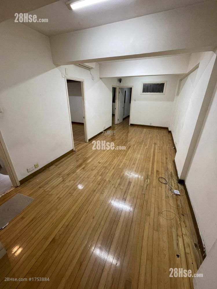 Ming Hing Building Rental 3 Bedrooms , 1 Bathroom 708 ft²