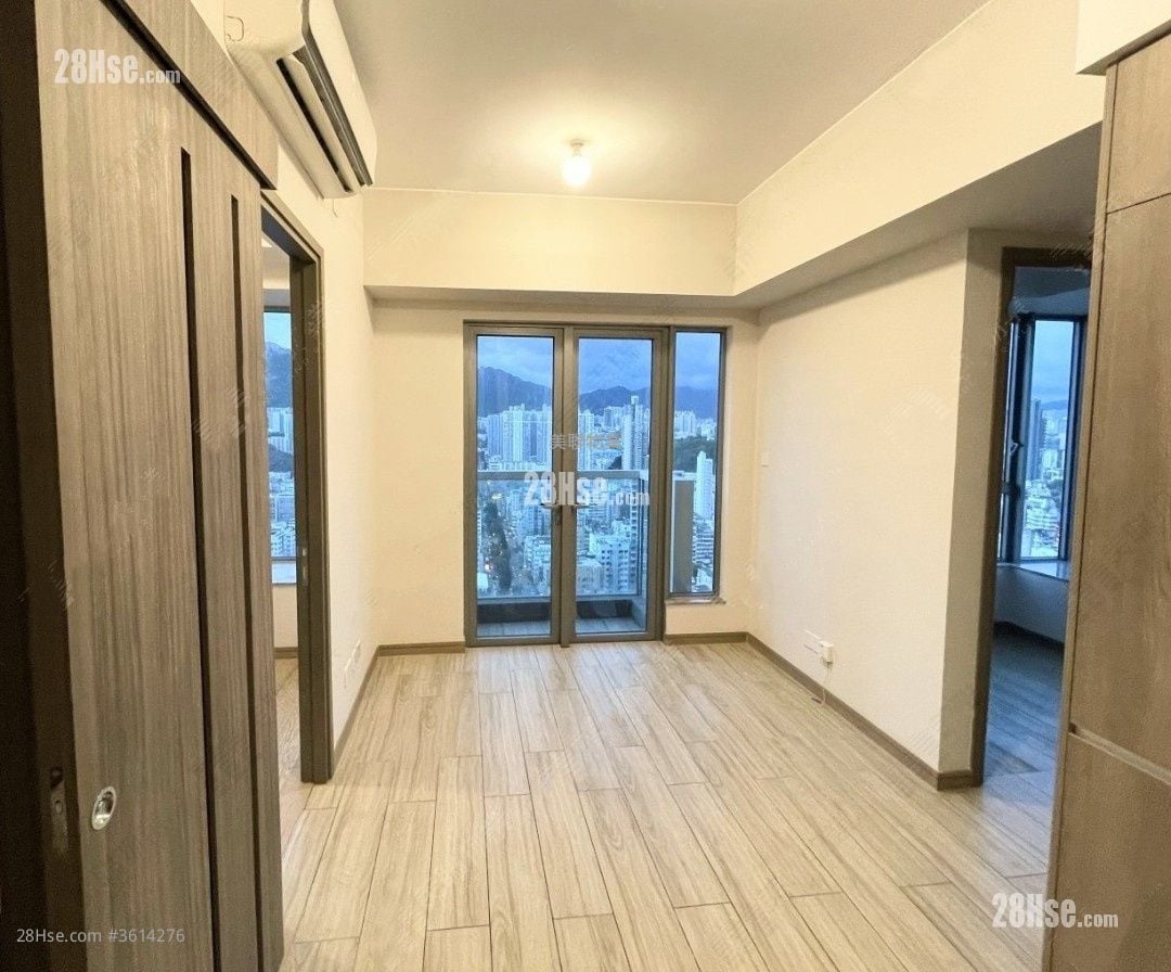 Park One Sell 3 Bedrooms , 1 Bathroom 418 ft² Park One Sell 3 Bedrooms , 1 Bathroom 418 ft²