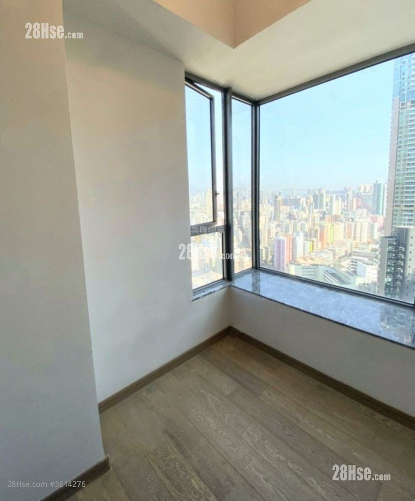 Park One Sell 3 Bedrooms , 1 Bathroom 418 ft² Park One Sell 3 Bedrooms , 1 Bathroom 418 ft²