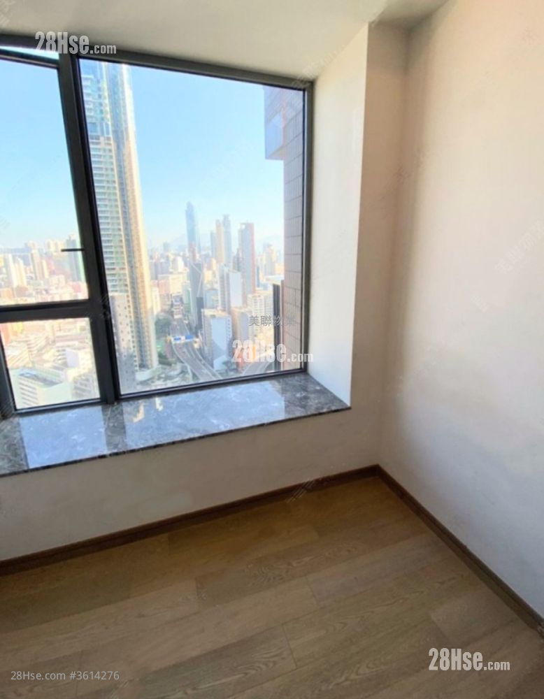 Park One Sell 3 Bedrooms , 1 Bathroom 418 ft² Park One Sell 3 Bedrooms , 1 Bathroom 418 ft²