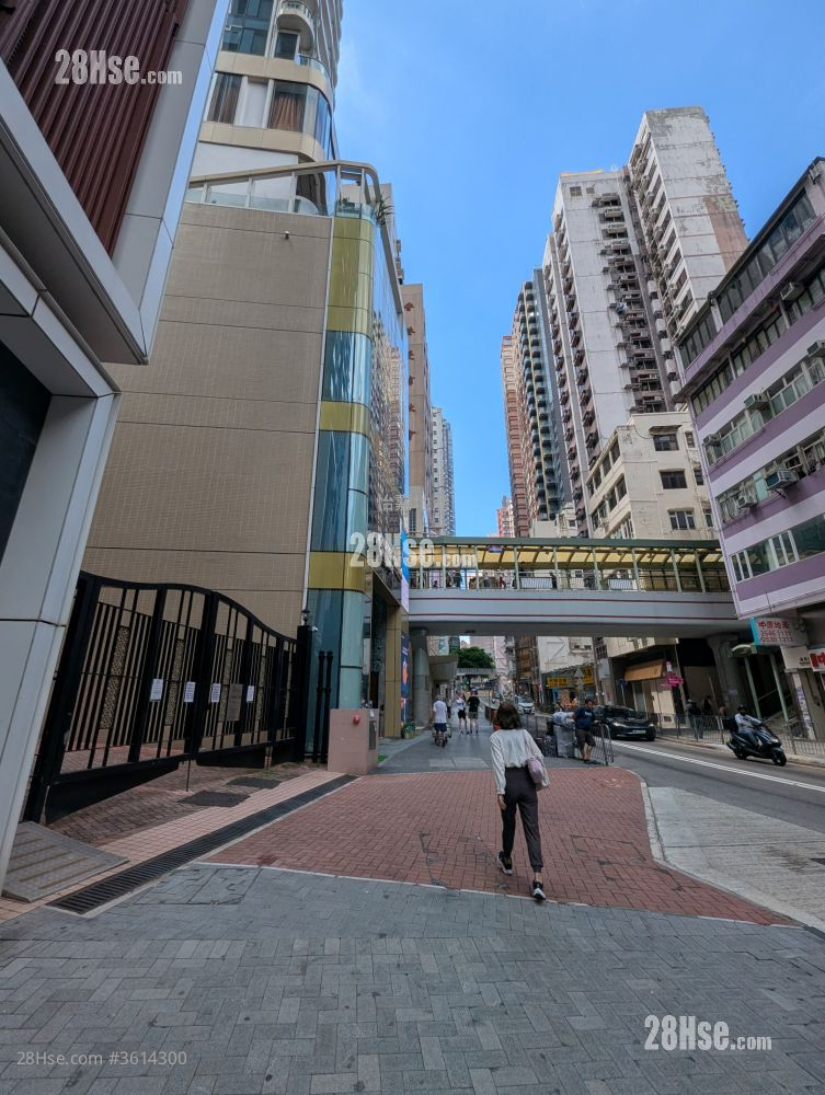 Scenic Rise Sell 2 Bedrooms , 2 Bathrooms 673 ft² Scenic Rise Sell 2 Bedrooms , 2 Bathrooms 673 ft²