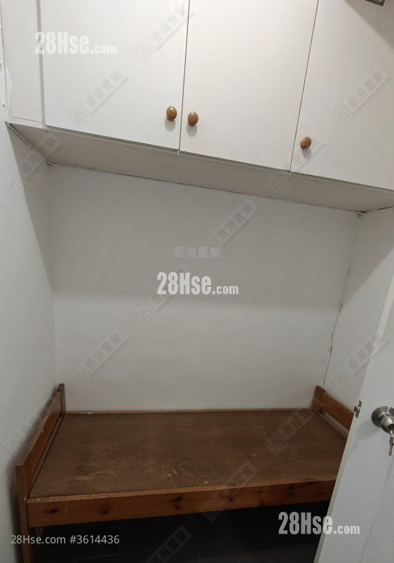 Po Yue Yuk Building Rental 3 Bedrooms , 2 Bathrooms 1,114 ft² Po Yue Yuk Building Rental 3 Bedrooms , 2 Bathrooms 1,114 ft²