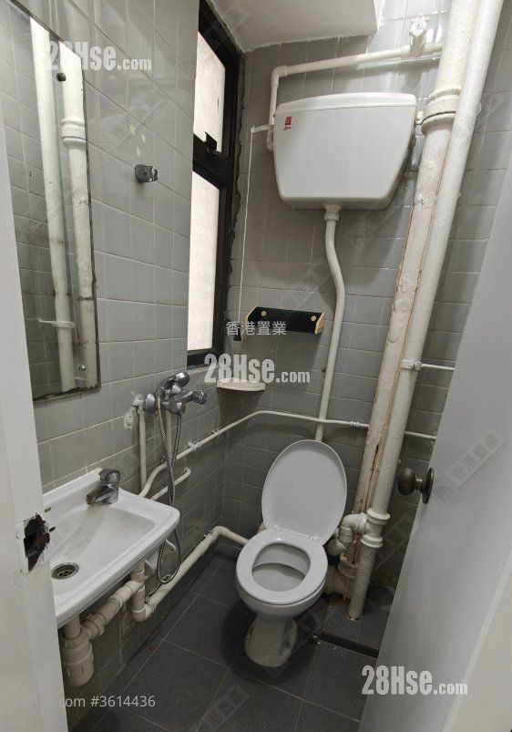 Po Yue Yuk Building Rental 3 Bedrooms , 2 Bathrooms 1,114 ft² Po Yue Yuk Building Rental 3 Bedrooms , 2 Bathrooms 1,114 ft²