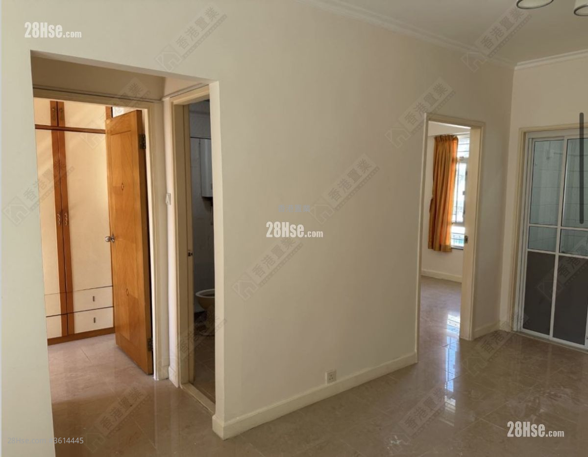 King's View Court Rental 2 Bedrooms , 2 Bathrooms 515 ft² King's View Court Rental 2 Bedrooms , 2 Bathrooms 515 ft²