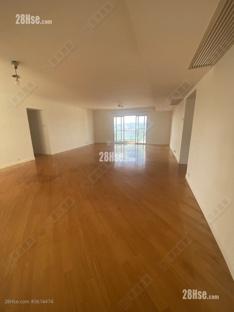 Villa Veneto Rental 4 Bedrooms , 3 Bathrooms 2,320 ft² Villa Veneto Rental 4 Bedrooms , 3 Bathrooms 2,320 ft²