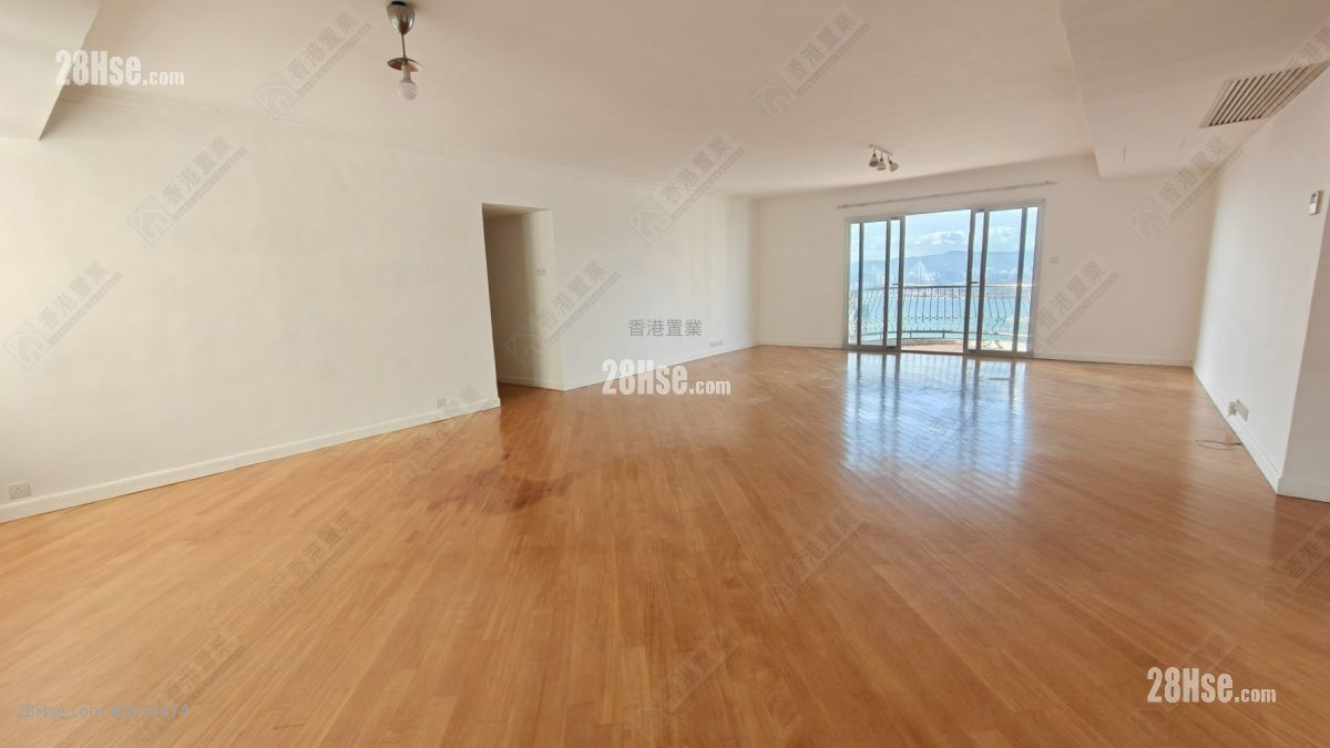 Villa Veneto Rental 4 Bedrooms , 3 Bathrooms 2,320 ft² Villa Veneto Rental 4 Bedrooms , 3 Bathrooms 2,320 ft²