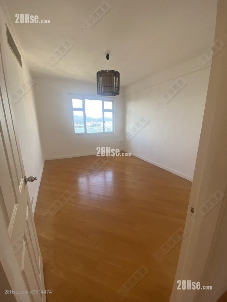 Villa Veneto Rental 4 Bedrooms , 3 Bathrooms 2,320 ft² Villa Veneto Rental 4 Bedrooms , 3 Bathrooms 2,320 ft²