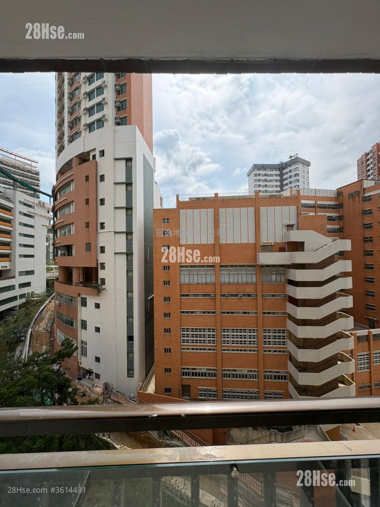 Beverley Heights Rental 3 Bedrooms , 1 Bathroom 718 ft² Beverley Heights Rental 3 Bedrooms , 1 Bathroom 718 ft²