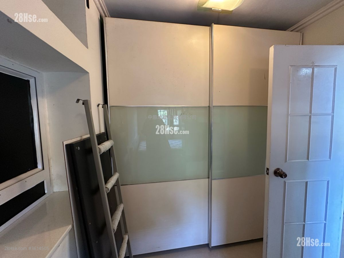 Ching Wah Court Sell 1 Bedroom , 1 Bathroom 363 ft² Ching Wah Court Sell 1 Bedroom , 1 Bathroom 363 ft²