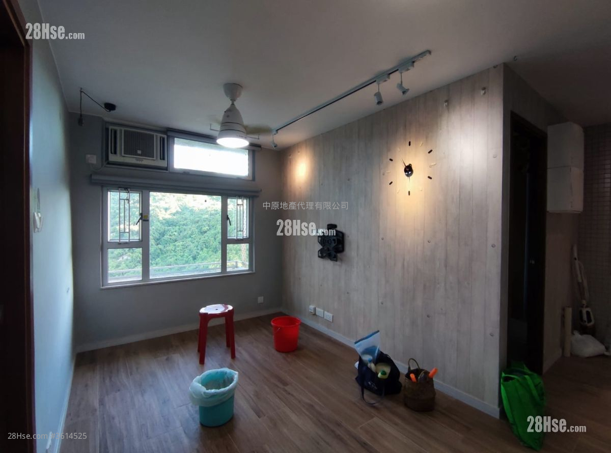 Ching Wah Court Sell 2 Bedrooms 401 ft² Ching Wah Court Sell 2 Bedrooms 401 ft²