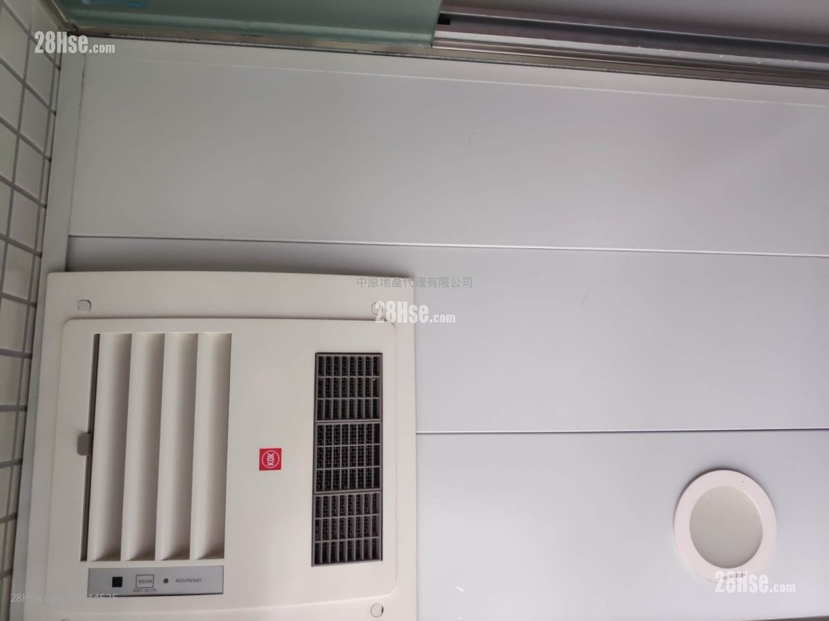 Ching Wah Court Sell 2 Bedrooms 401 ft² Ching Wah Court Sell 2 Bedrooms 401 ft²