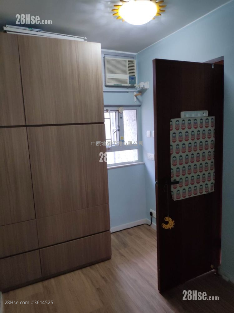 Ching Wah Court Sell 2 Bedrooms 401 ft² Ching Wah Court Sell 2 Bedrooms 401 ft²