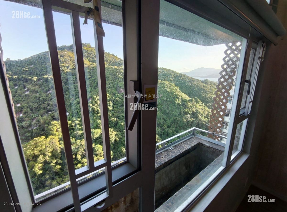 Ching Wah Court Sell 2 Bedrooms 401 ft² Ching Wah Court Sell 2 Bedrooms 401 ft²