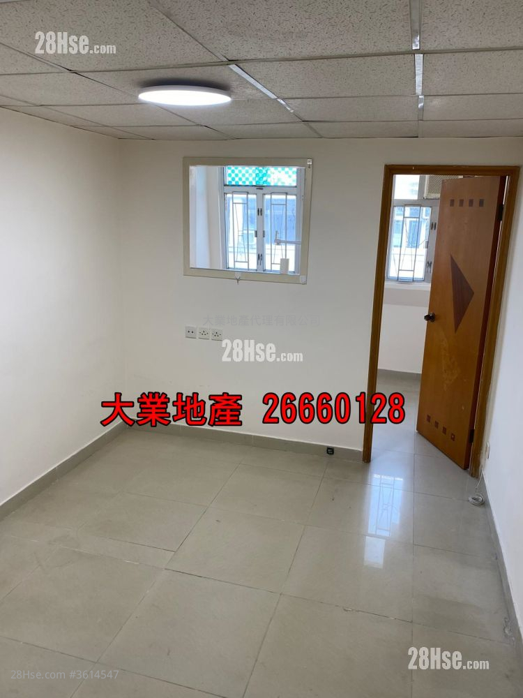 唐樓 售盤 4 房 , 4 浴室 803 平方呎 唐樓 售盤 4 房 , 4 浴室 803 平方呎