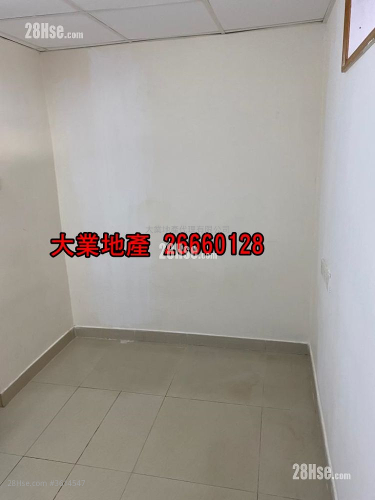 唐樓 售盤 4 房 , 4 浴室 803 平方呎 唐樓 售盤 4 房 , 4 浴室 803 平方呎