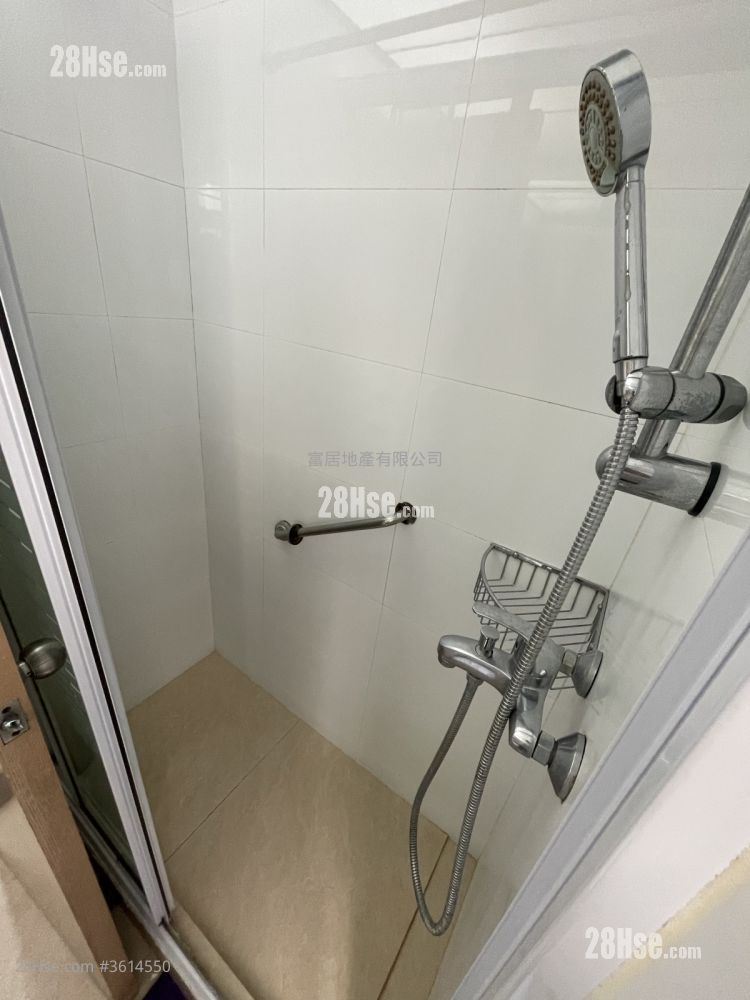 Richmond Court Sell 2 Bedrooms , 1 Bathroom 326 ft² Richmond Court Sell 2 Bedrooms , 1 Bathroom 326 ft²