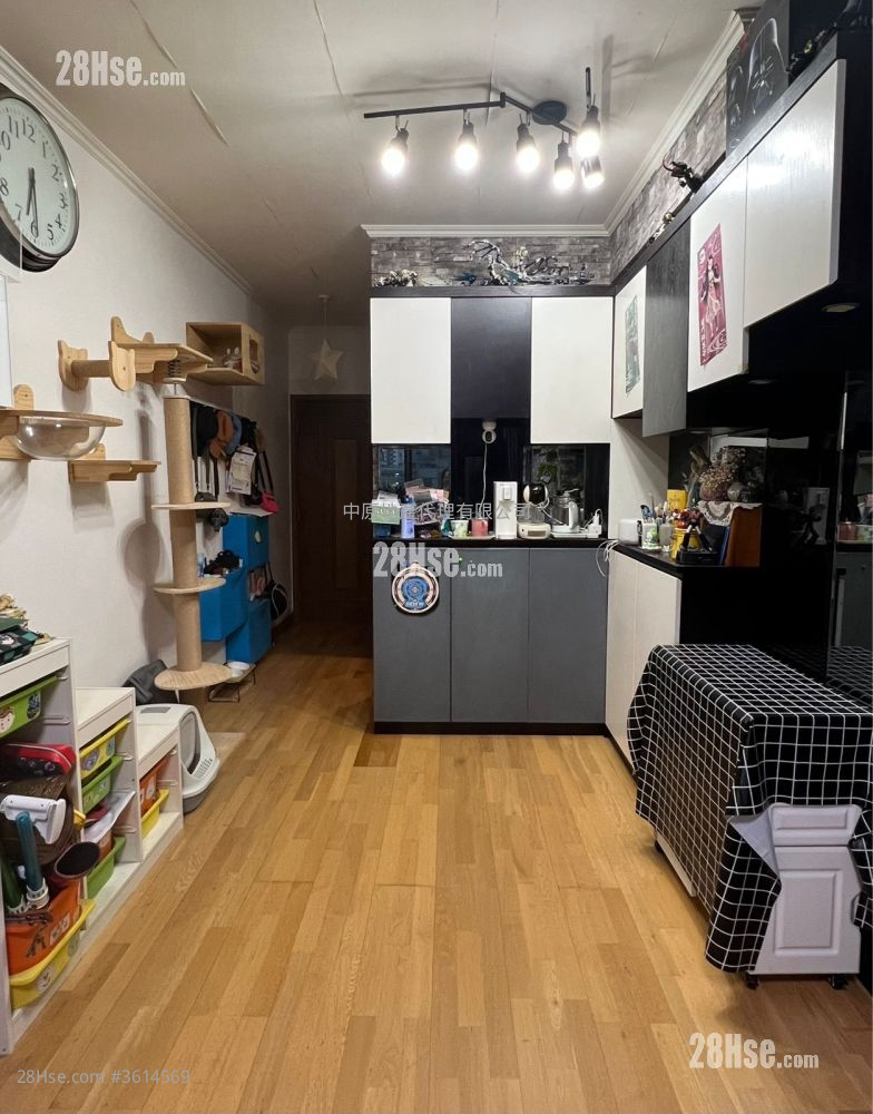Greenview Villa Sell 2 Bedrooms , 1 Bathroom 535 ft² Greenview Villa Sell 2 Bedrooms , 1 Bathroom 535 ft²