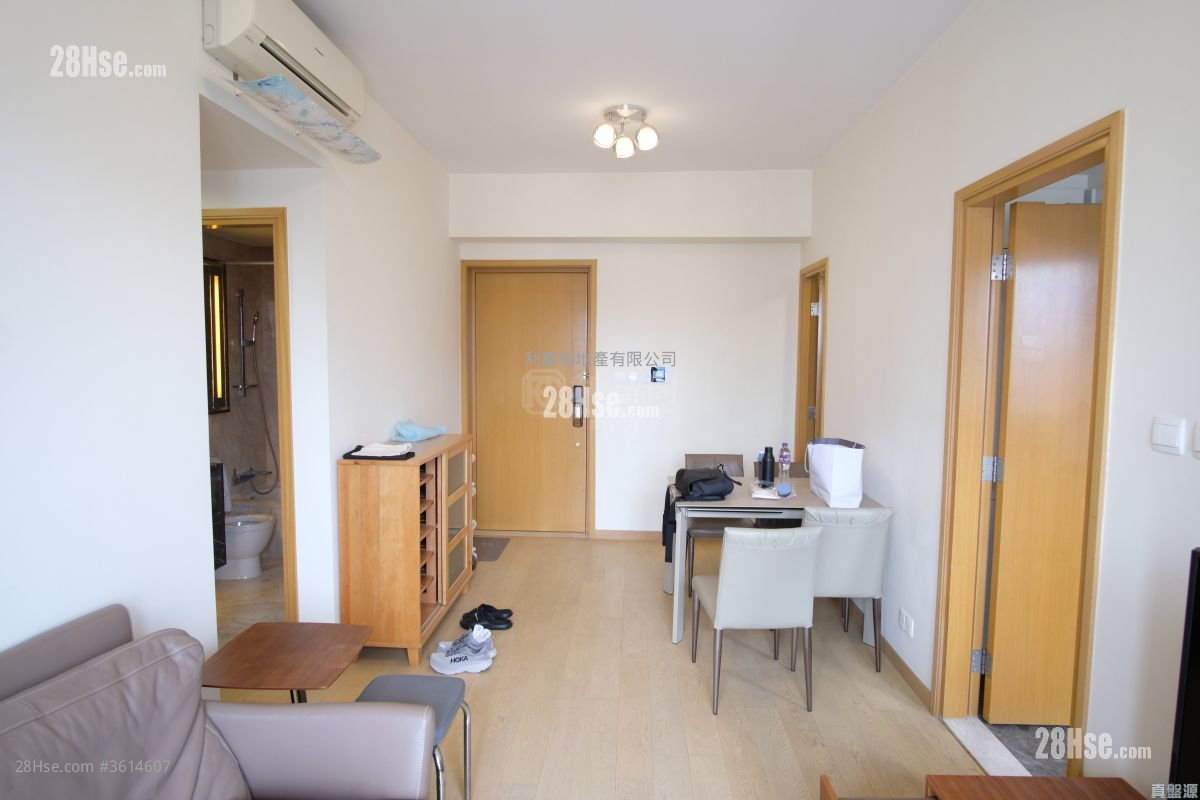 Grand Austin Sell 2 Bedrooms , 2 Bathrooms 595 ft² Grand Austin Sell 2 Bedrooms , 2 Bathrooms 595 ft²