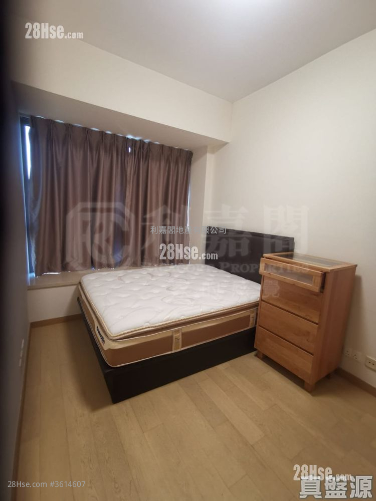 Grand Austin Sell 2 Bedrooms , 2 Bathrooms 595 ft² Grand Austin Sell 2 Bedrooms , 2 Bathrooms 595 ft²