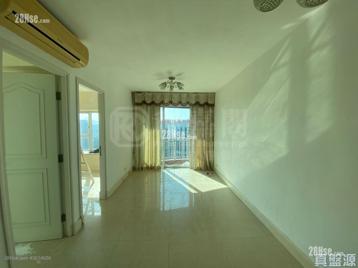 Central Park Towers Rental 489 ft² Central Park Towers Rental 489 ft²