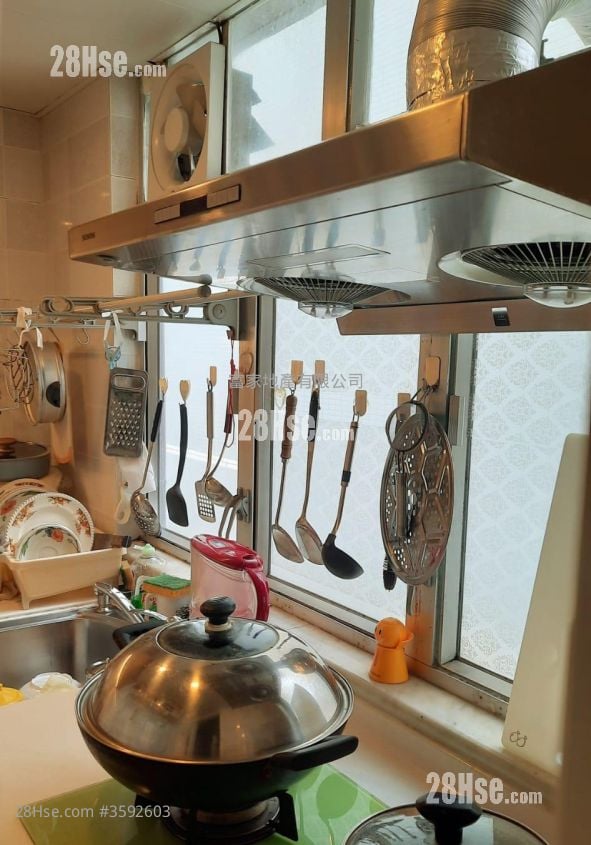 Scala Mansion Sell 2 Bedrooms , 1 Bathroom 417 ft²